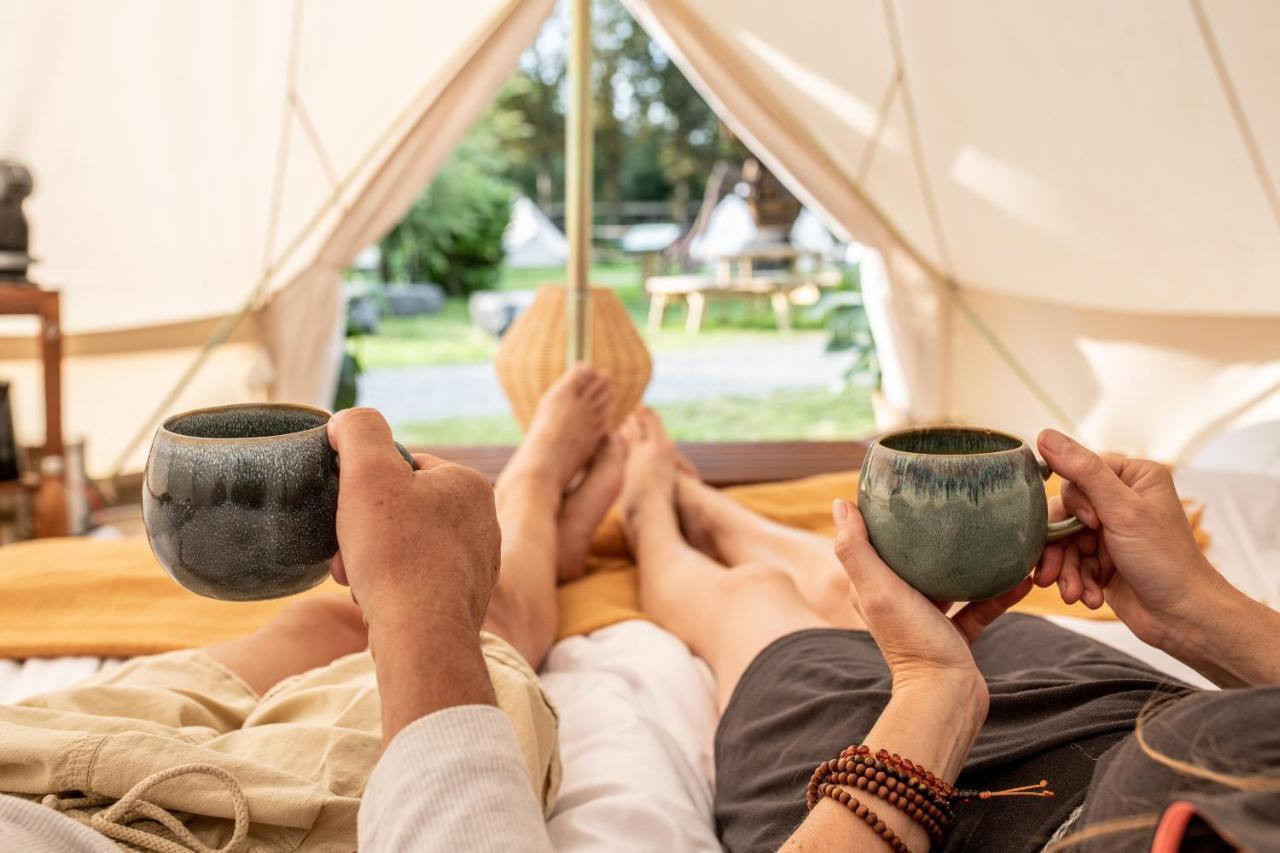 Cocoon Village - Glamping - Domaine Des Grottes De Han Rochefort Exteriér fotografie